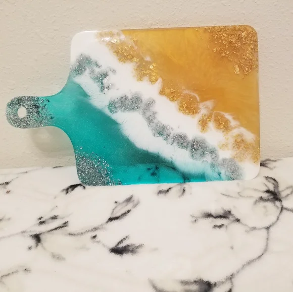 Resin Cutting board - Picture 2 of 4